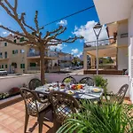 Ideal Retreat For 4 Guests In Can Picafort