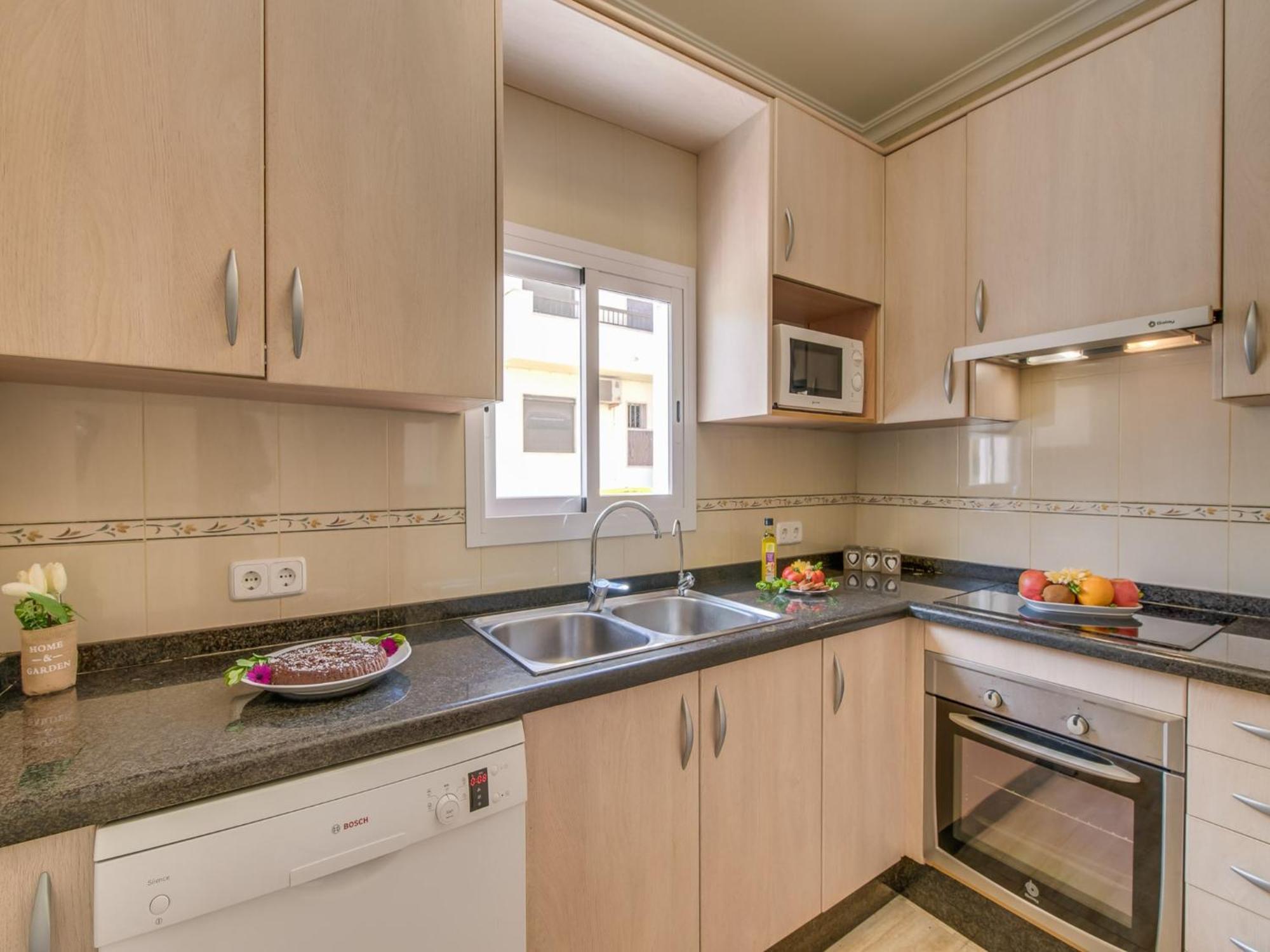 Ideal Retreat For 4 Guests In Picafort *