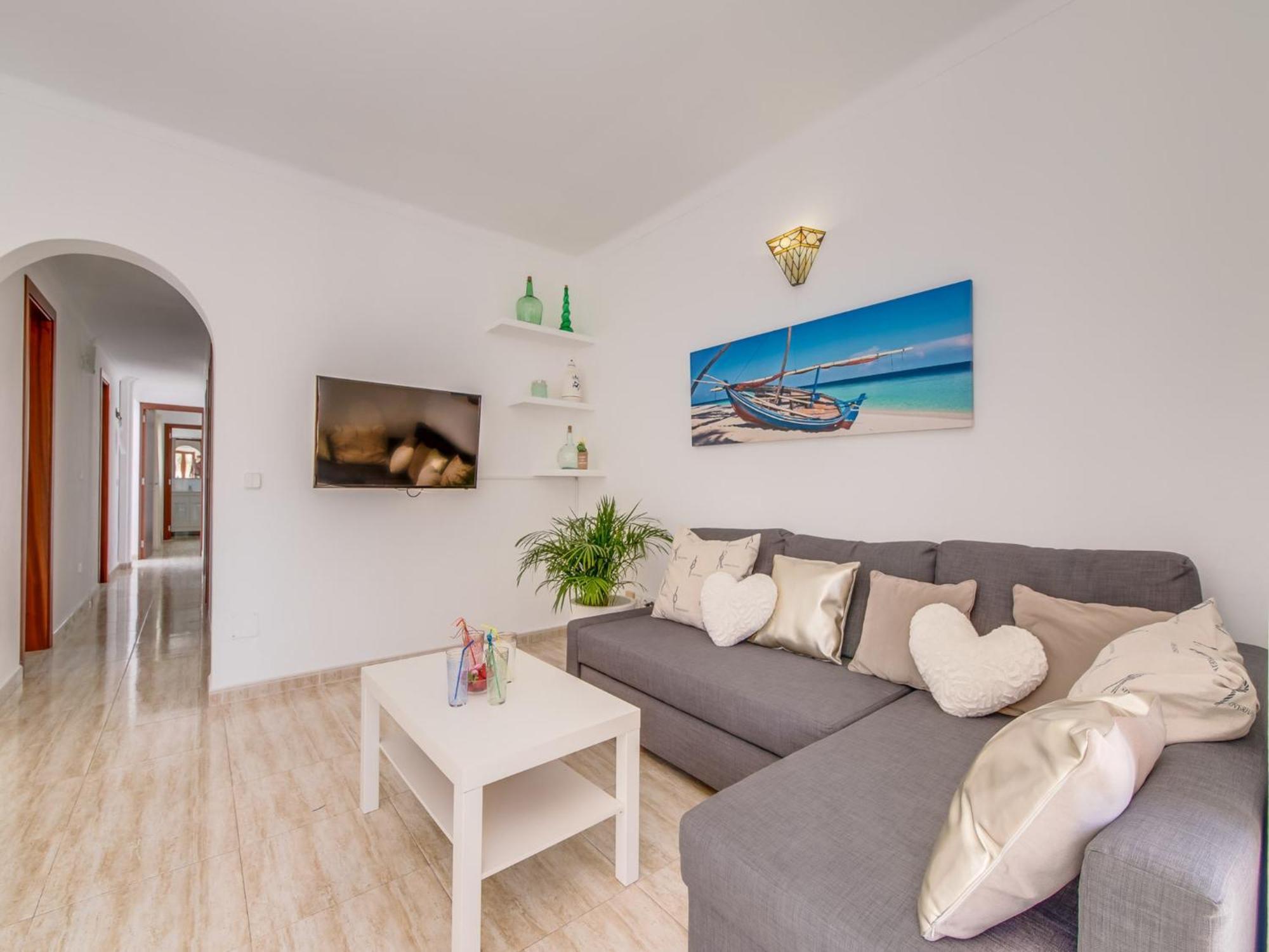 Ideal Retreat For 4 Guests In Picafort Ferienhaus *